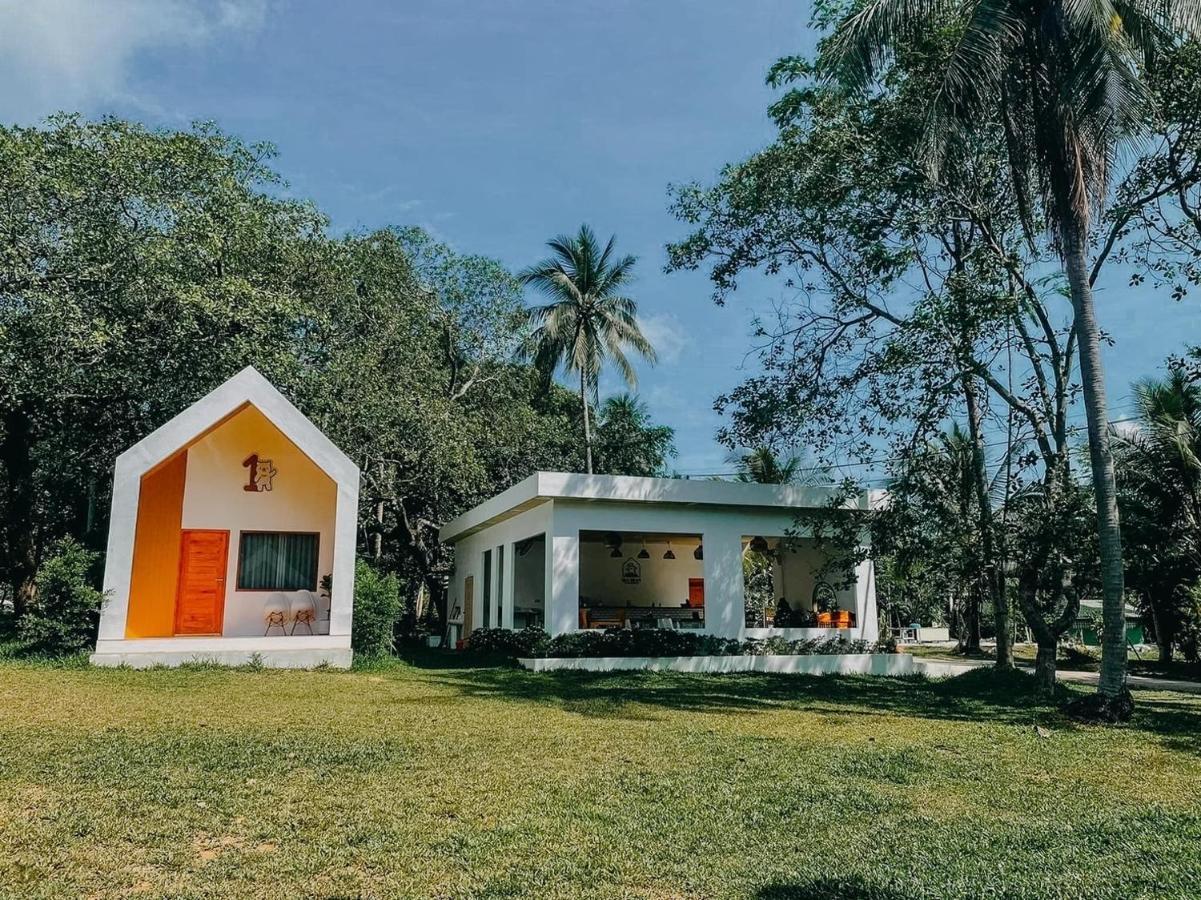 Sea Bear Resort ซีแบร์รีสอร์ต Koh Phayam Bagian luar foto